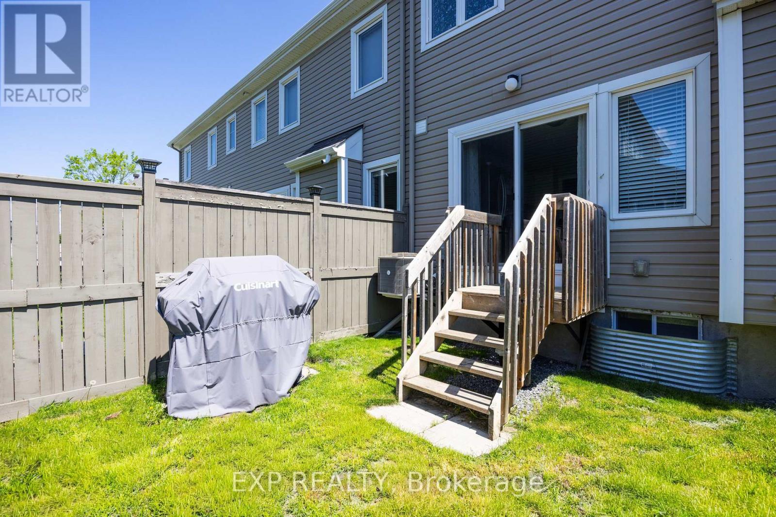 104 Conifer Creek Circle, Ottawa, Ontario  K2M 0L7 - Photo 27 - X13424716