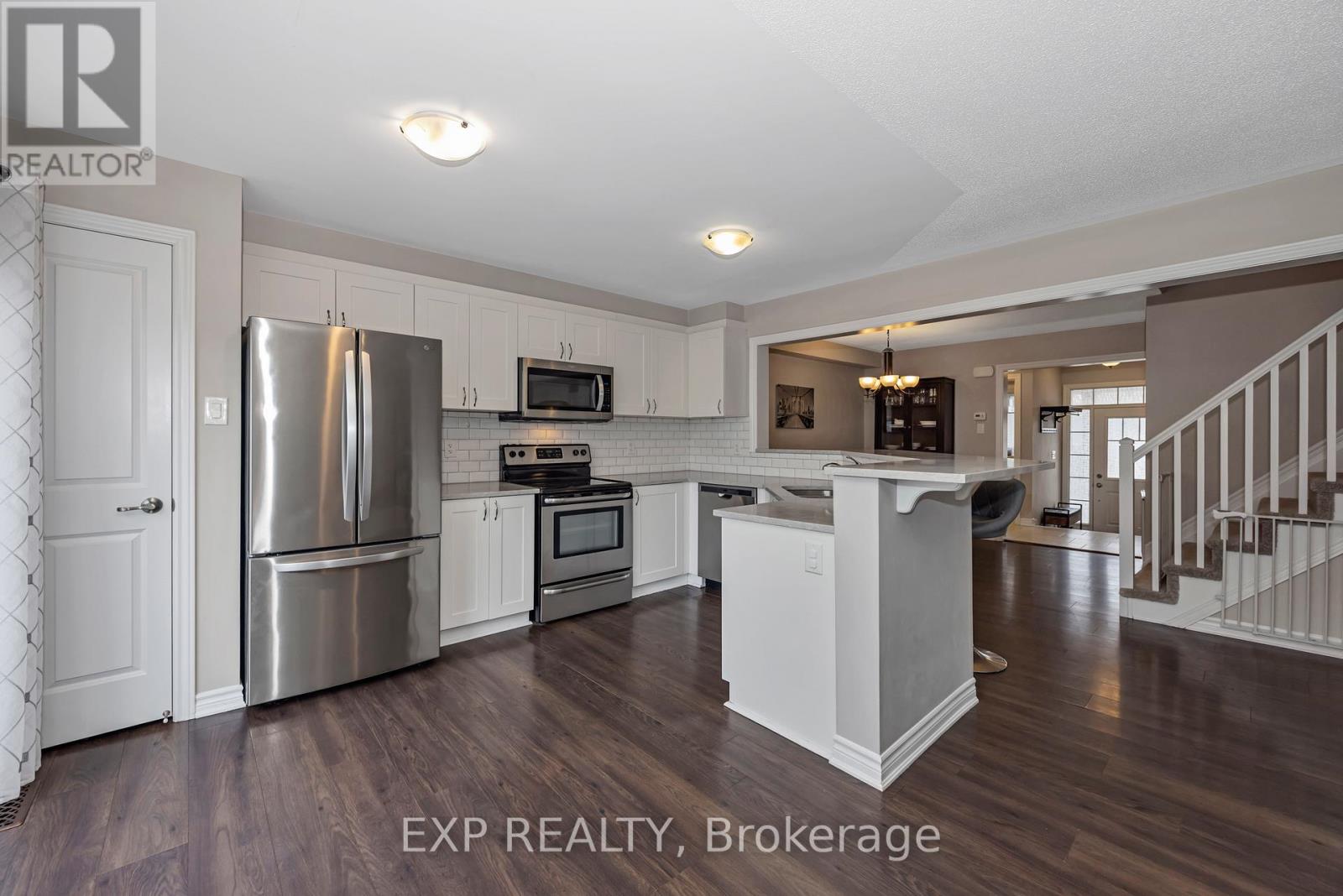 104 Conifer Creek Circle, Ottawa, Ontario  K2M 0L7 - Photo 7 - X13424716