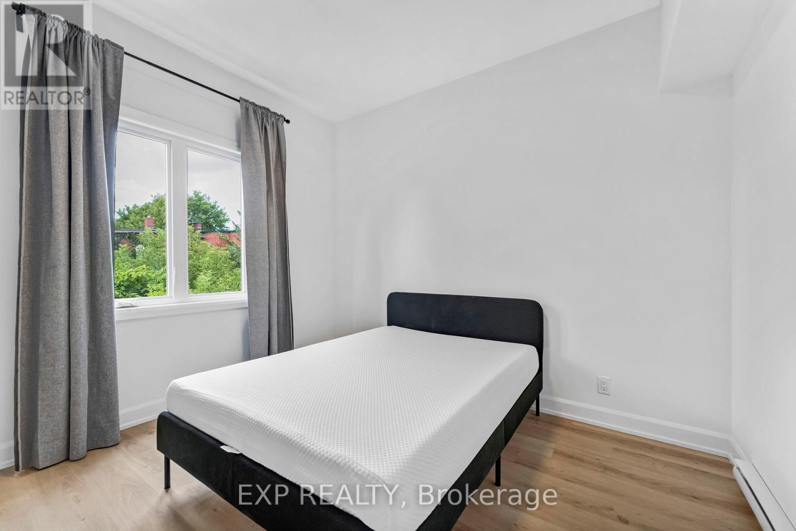 2 - 885 Somerset Street W, Ottawa, Ontario  K1R 6R6 - Photo 8 - X13424910