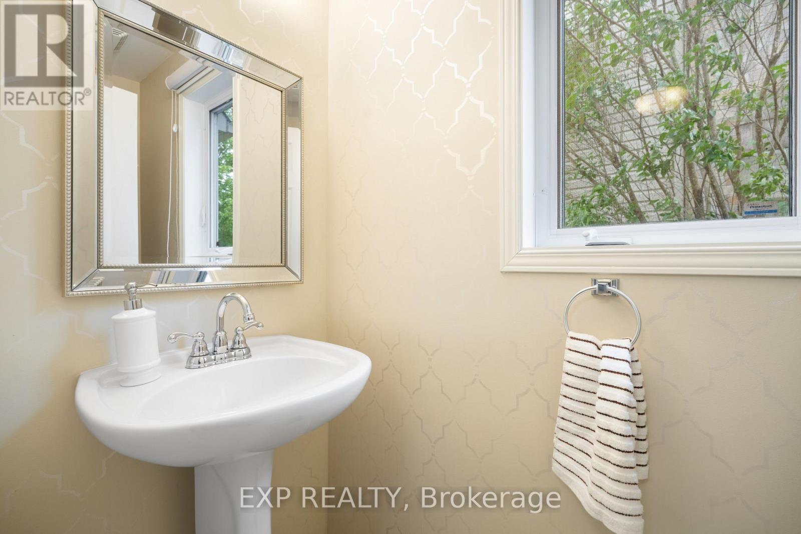 1064 Candlewood Street, Ottawa, Ontario  K4A 5E9 - Photo 7 - X13425018
