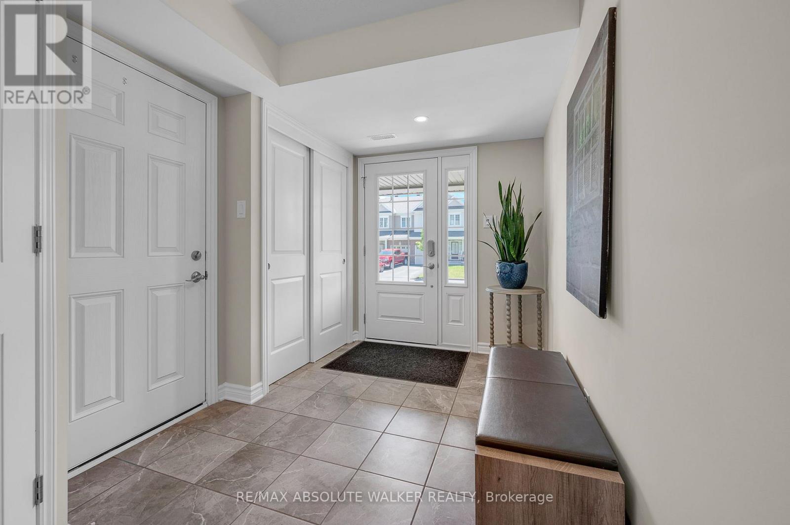 516 Thimbleberry Row, Ottawa, Ontario  K4A 1C3 - Photo 3 - X13425052