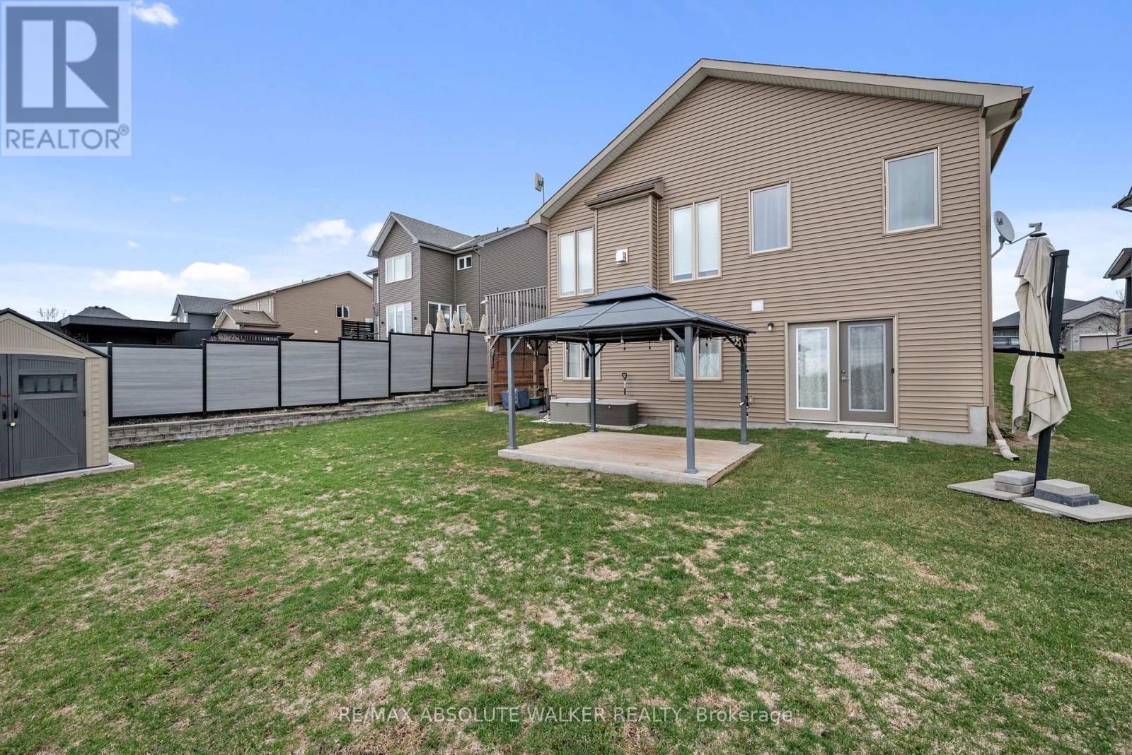 1013 Diamond Street, Clarence-Rockland, Ontario  K4K 0H7 - Photo 30 - X13425148