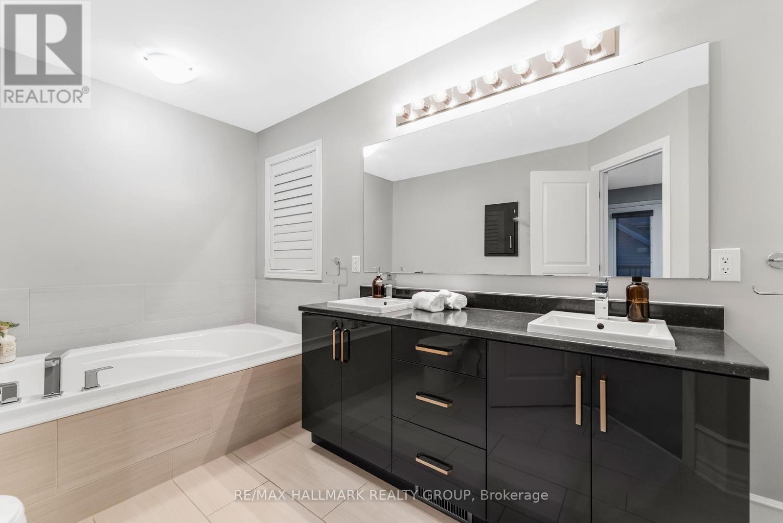 327 Ballinville Circle, Ottawa, Ontario  K4M 0C4 - Photo 30 - X13425358