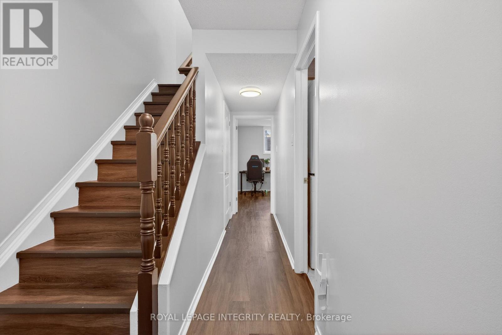 256 Cresthaven Drive, Ottawa, Ontario  K2G 6W4 - Photo 14 - X13425486