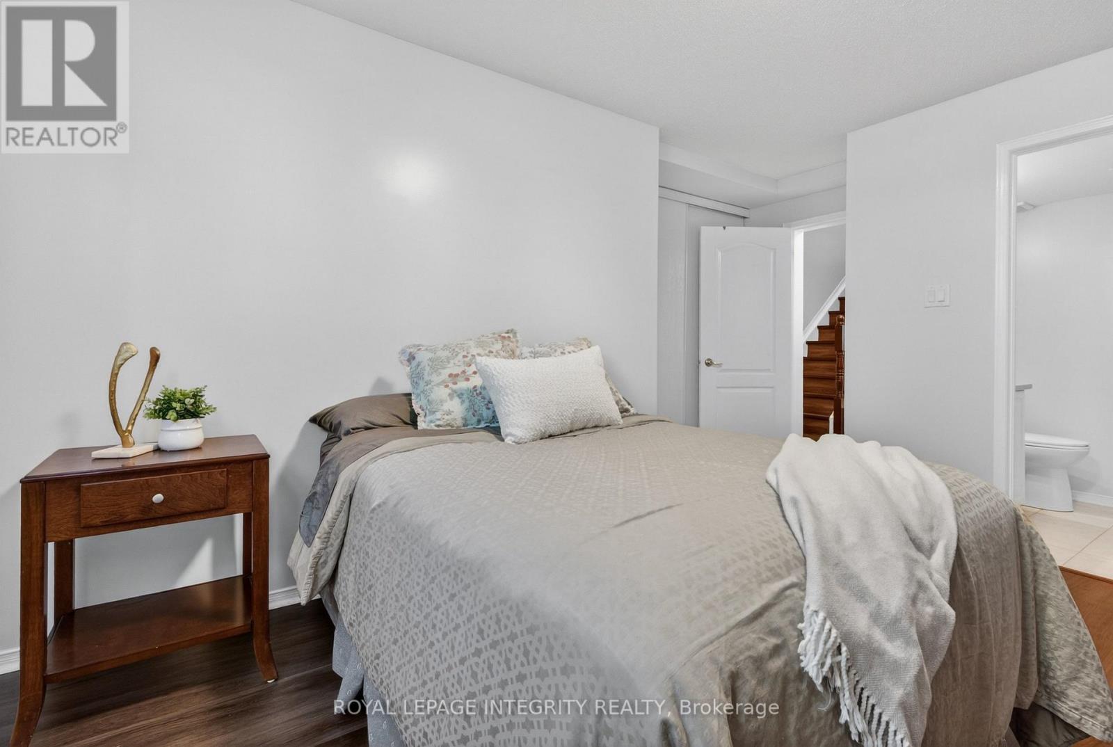 256 Cresthaven Drive, Ottawa, Ontario  K2G 6W4 - Photo 17 - X13425486
