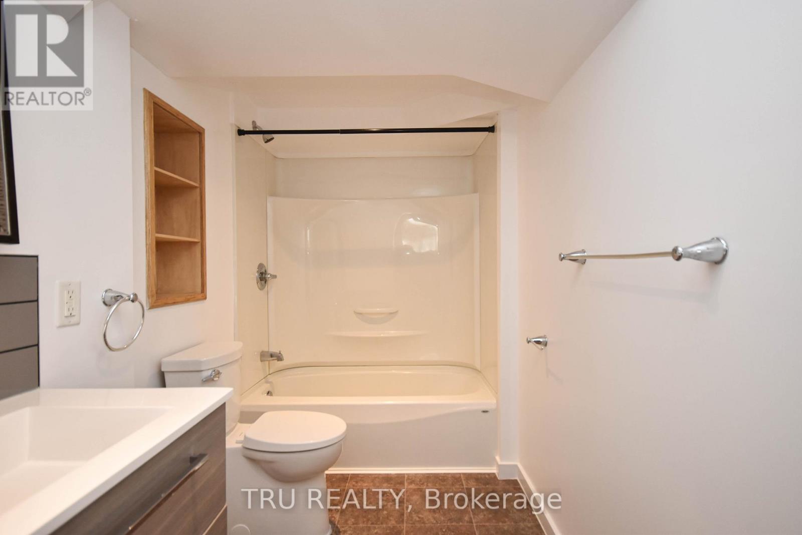 B - 1847 Walkley Road, Ottawa, Ontario  K1H 6X9 - Photo 18 - X13425536