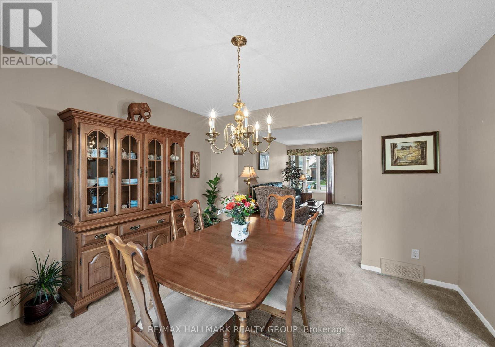 1912 Des Epinettes Avenue, Ottawa, Ontario  K1C 6P5 - Photo 6 - X13425550