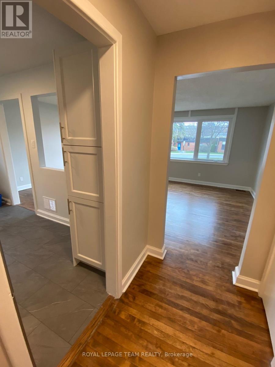 1 - 228 Woodroffe Avenue, Ottawa, Ontario  K2A 3V4 - Photo 13 - X13425848