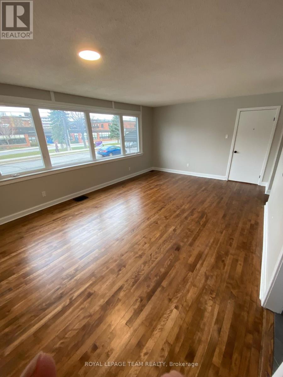 1 - 228 Woodroffe Avenue, Ottawa, Ontario  K2A 3V4 - Photo 3 - X13425848