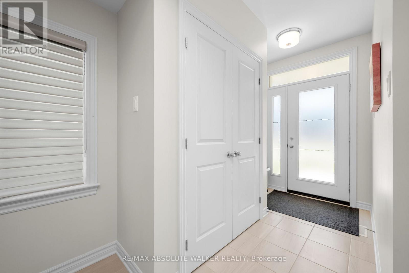 2381 Goldhawk Drive, Ottawa, Ontario  K2S 2X4 - Photo 2 - X13425940