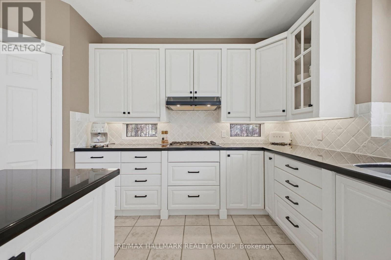 1518 Monaghan Lane, Ottawa, Ontario  K2W 1B4 - Photo 18 - X13425960