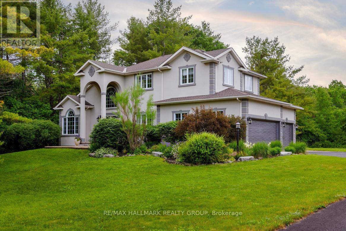 1518 Monaghan Lane, Ottawa, Ontario  K2W 1B4 - Photo 3 - X13425960