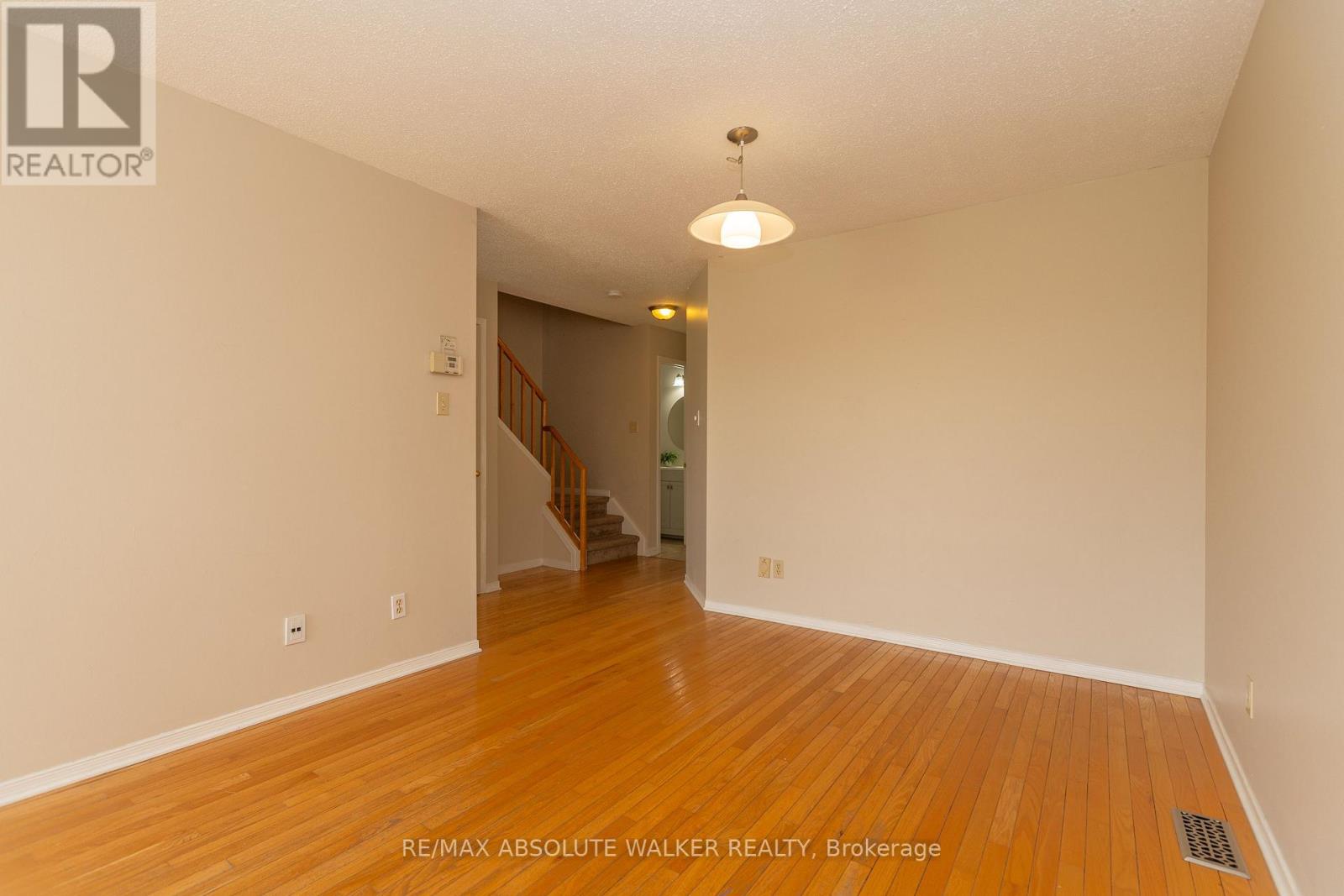 1411 Caravel Crescent, Ottawa, Ontario  K1E 3X4 - Photo 13 - X13425978