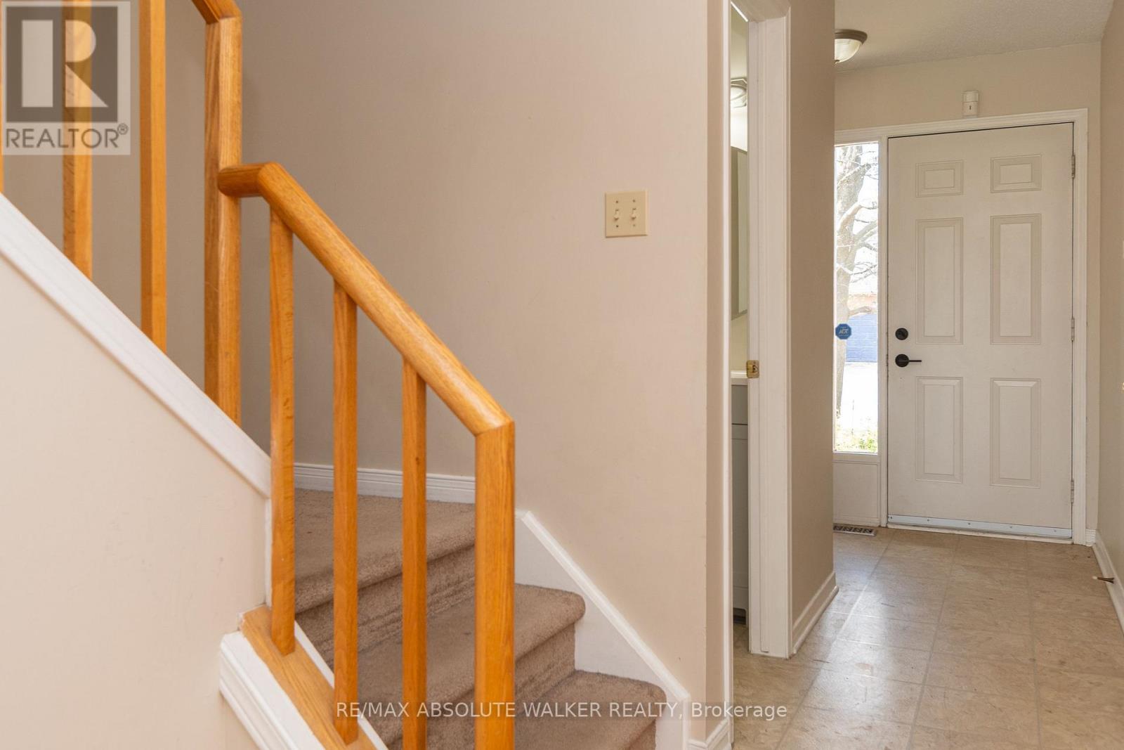 1411 Caravel Crescent, Ottawa, Ontario  K1E 3X4 - Photo 4 - X13425978