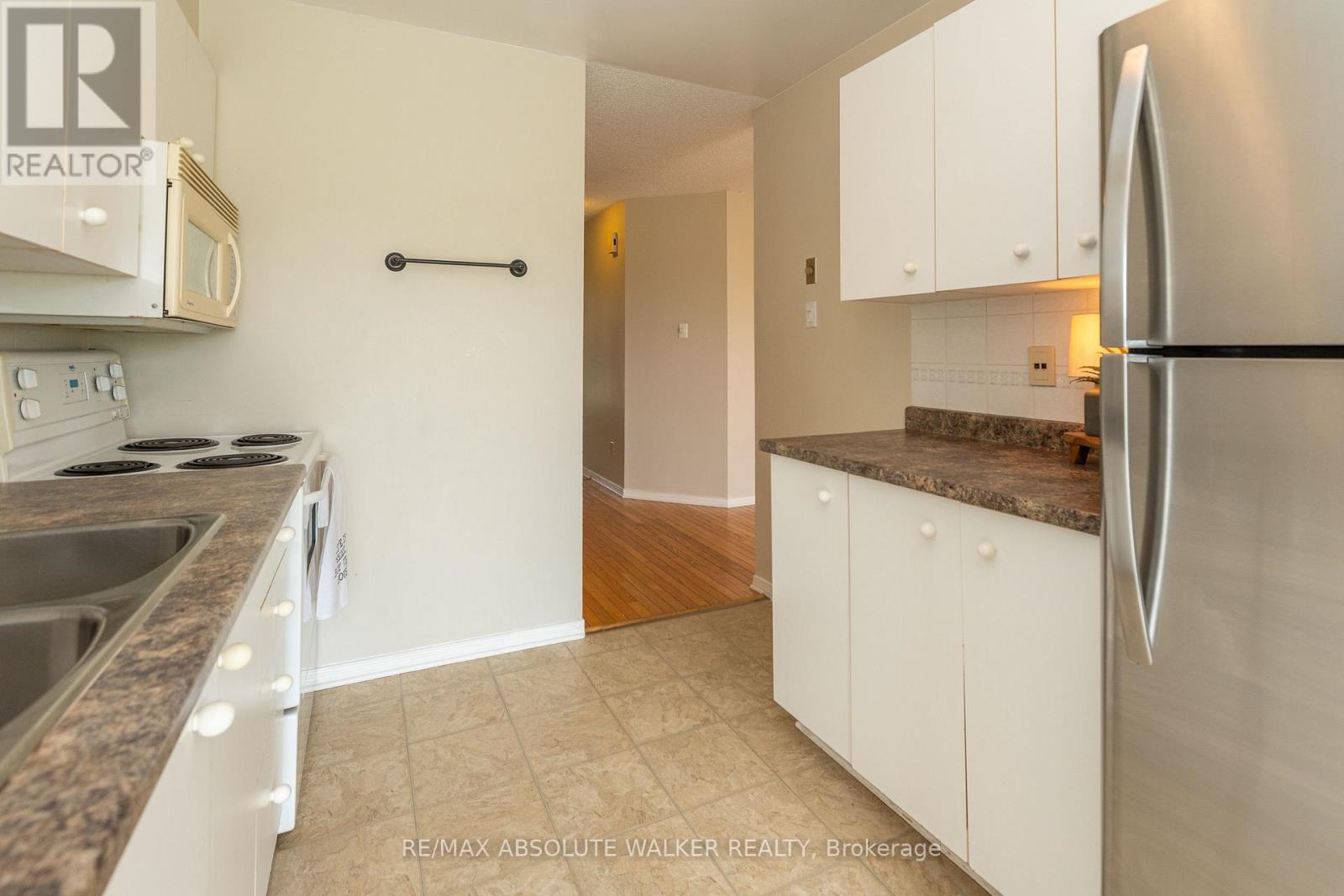 1411 Caravel Crescent, Ottawa, Ontario  K1E 3X4 - Photo 7 - X13425978