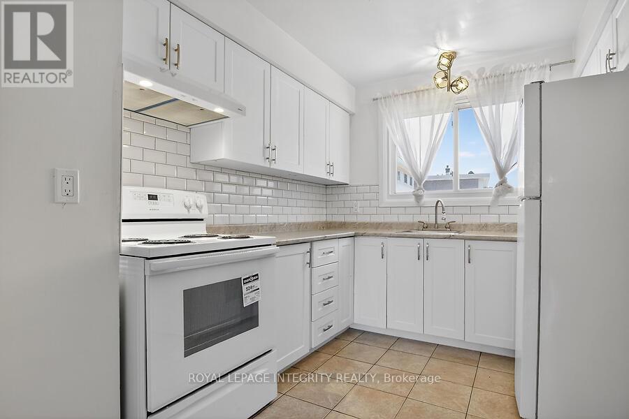 427 Moodie Drive, Ottawa, Ontario  K2H 8A4 - Photo 4 - X13426138