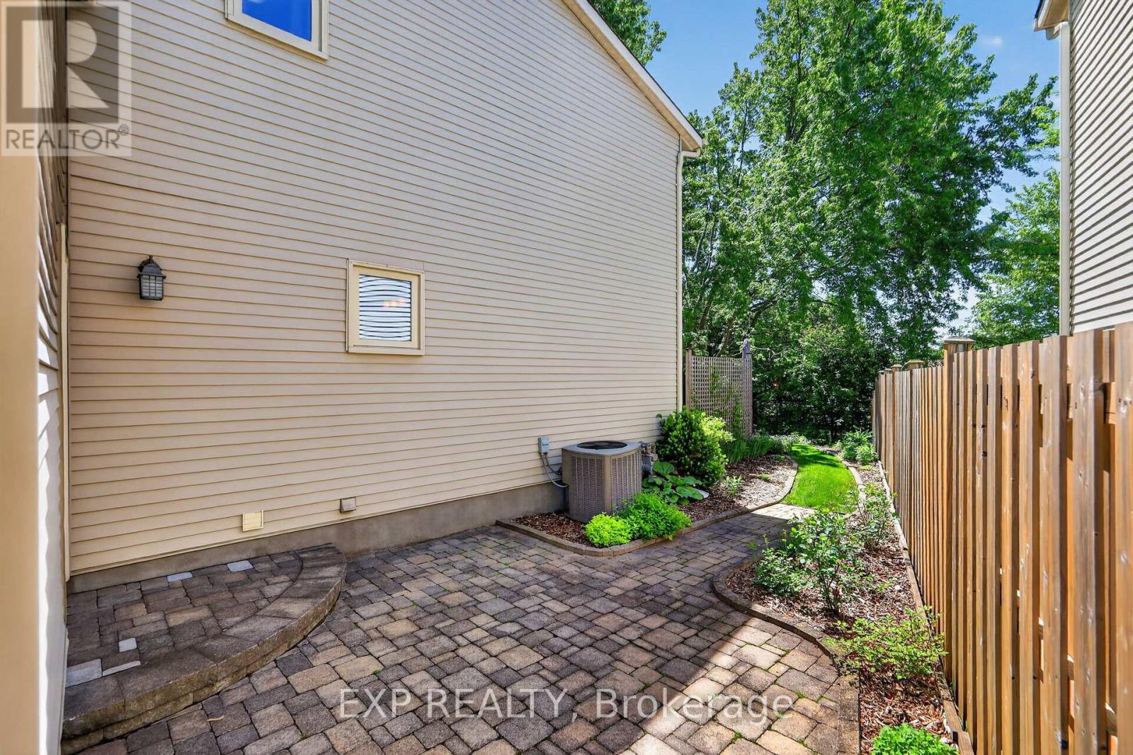 34 Four Seasons Drive, Ottawa, Ontario  K2E 7P8 - Photo 27 - X13426232