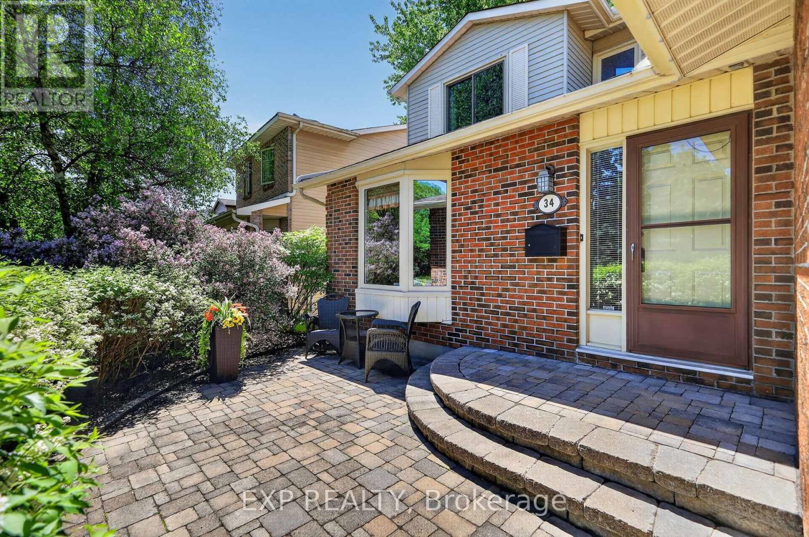 34 Four Seasons Drive, Ottawa, Ontario  K2E 7P8 - Photo 3 - X13426232