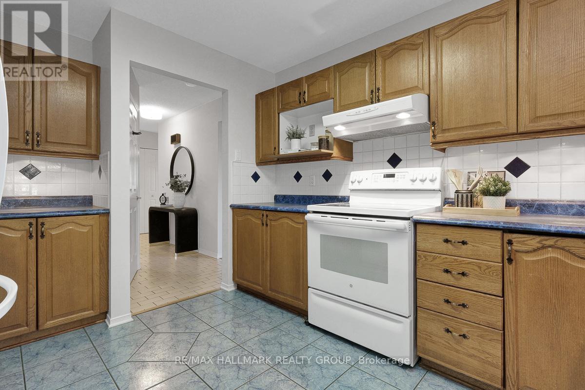 126 Dossetter Way, Ottawa, Ontario  K1G 4S5 - Photo 14 - X13426272