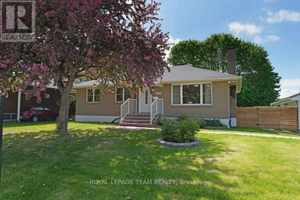 125 Norice Street, Ottawa, Ontario  K2G 2Y2 - Photo 2 - X13426556