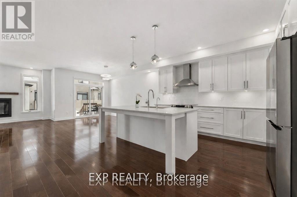 911 Duxbury Lane, Ottawa, Ontario  K4M 0M2 - Photo 4 - X13426824