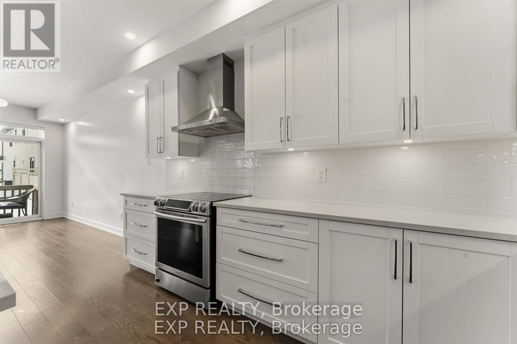 911 Duxbury Lane, Ottawa, Ontario  K4M 0M2 - Photo 5 - X13426824