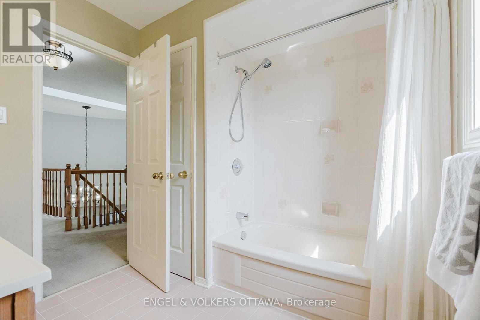 30 Huntings End Avenue, Ottawa, Ontario  K2M 1R3 - Photo 28 - X13426850