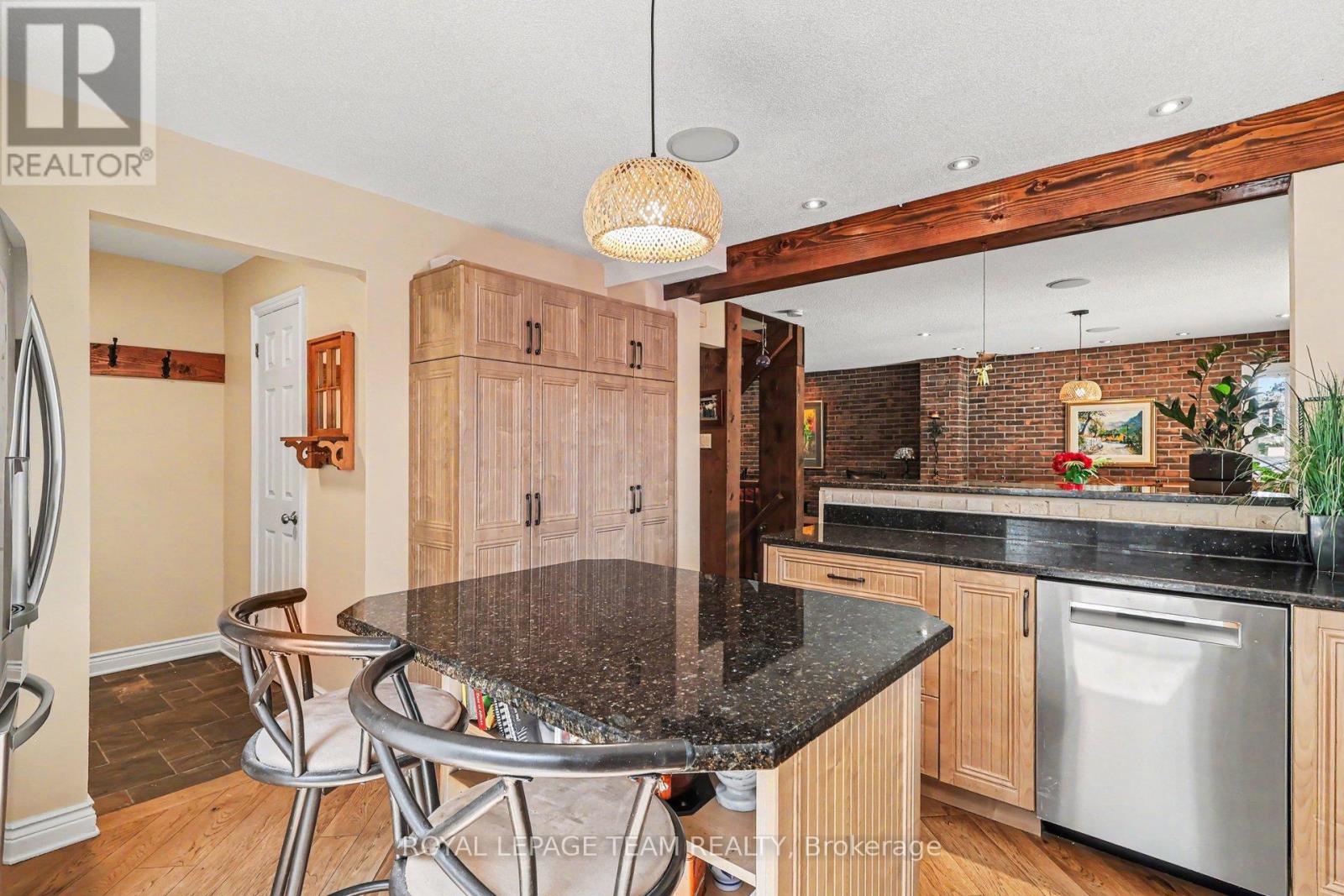 70 Condor Drive, Ottawa, Ontario  K1V 9C2 - Photo 16 - X13426904