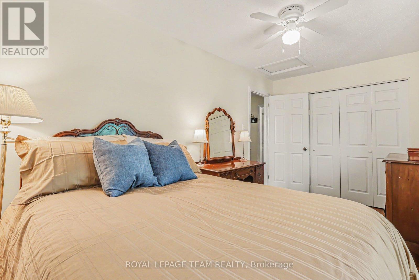 70 Condor Drive, Ottawa, Ontario  K1V 9C2 - Photo 27 - X13426904