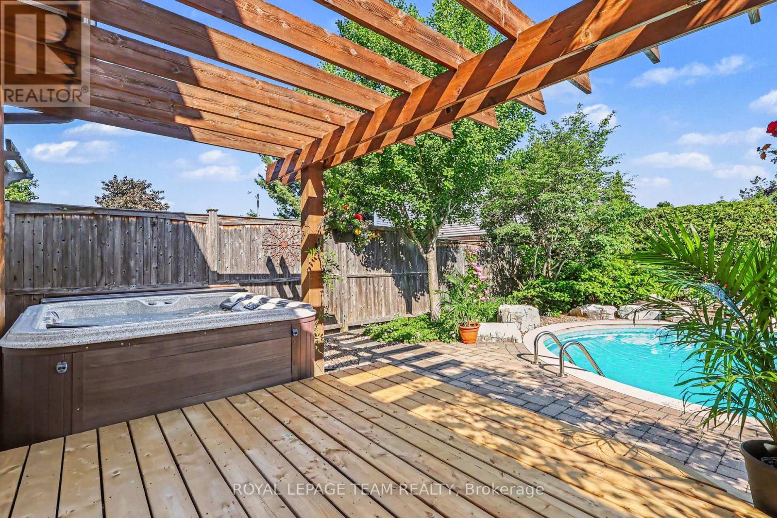 70 Condor Drive, Ottawa, Ontario  K1V 9C2 - Photo 36 - X13426904