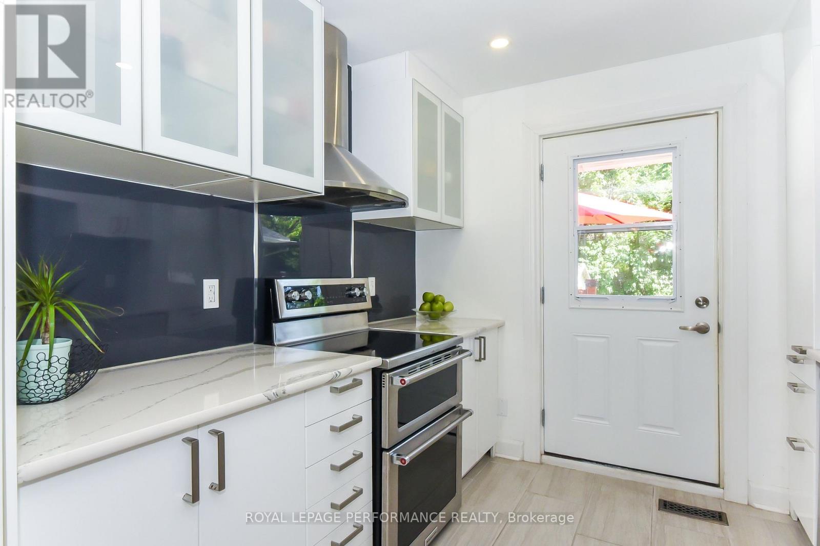 839 Nicholson Avenue, Ottawa, Ontario  K1V 6N4 - Photo 14 - X13426946