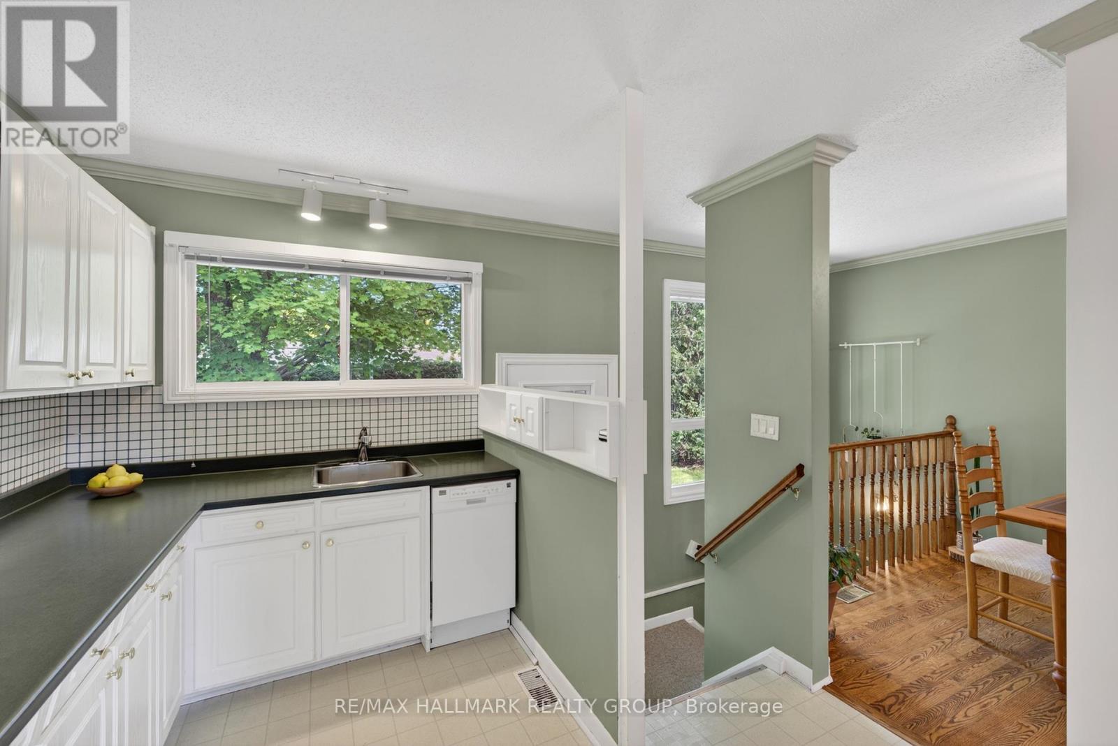 53 Farlane Boulevard, Ottawa, Ontario  K2E 5H3 - Photo 20 - X13427070