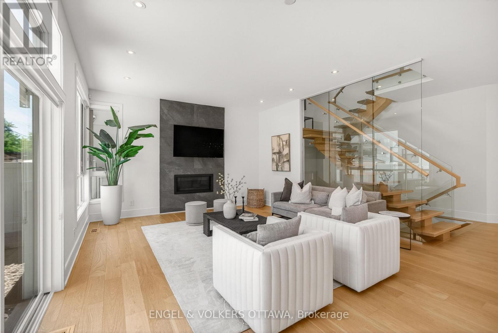 102 Granton Avenue, Ottawa, Ontario  K2G 1X5 - Photo 17 - X13427074