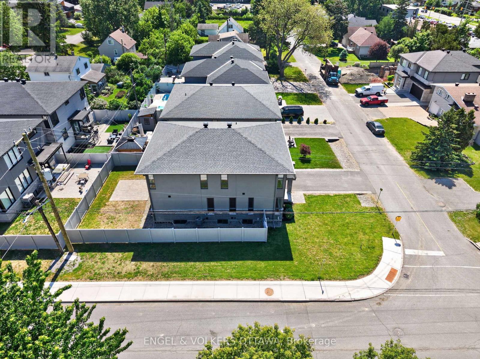 102 Granton Avenue, Ottawa, Ontario  K2G 1X5 - Photo 45 - X13427074