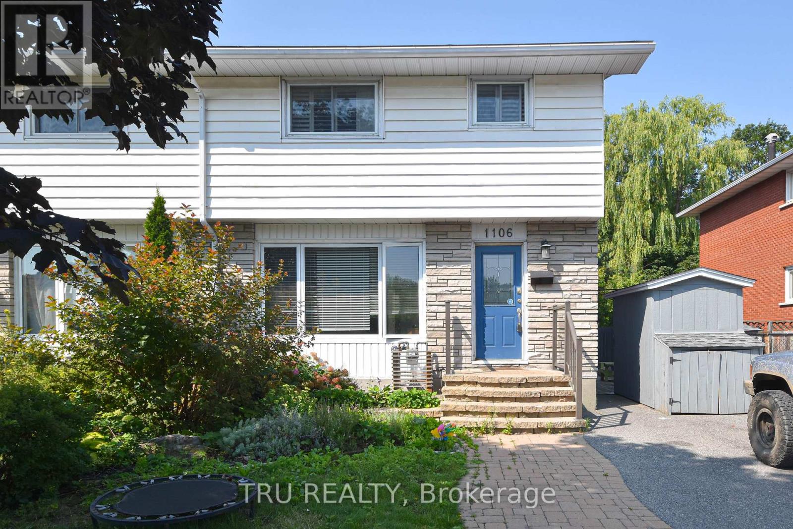 B - 1106 Clyde Avenue, Ottawa, Ontario  K2C 1Y2 - Photo 1 - X13427288