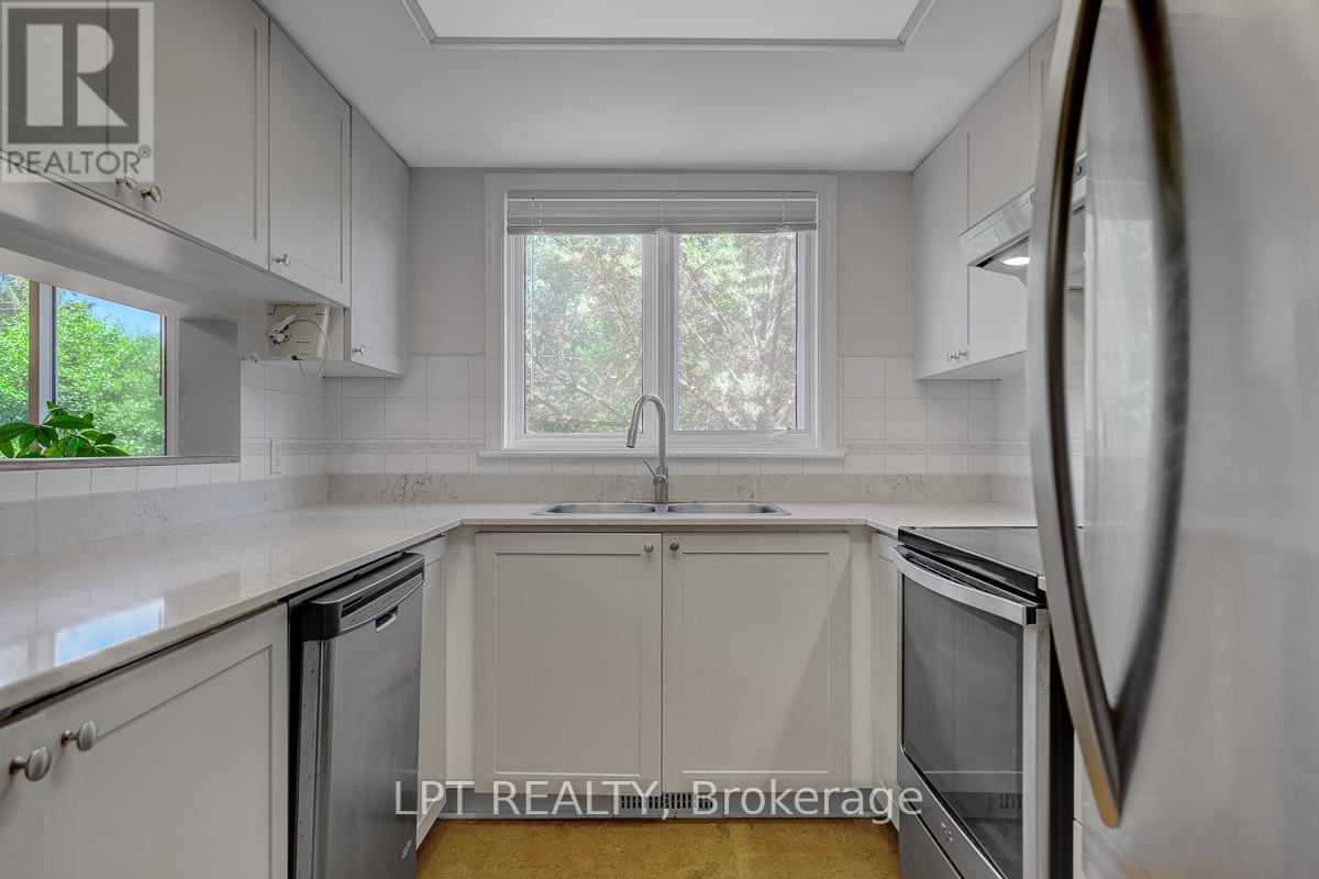 72 Westpointe Crescent, Ottawa, Ontario  K2G 5Y9 - Photo 14 - X13427300