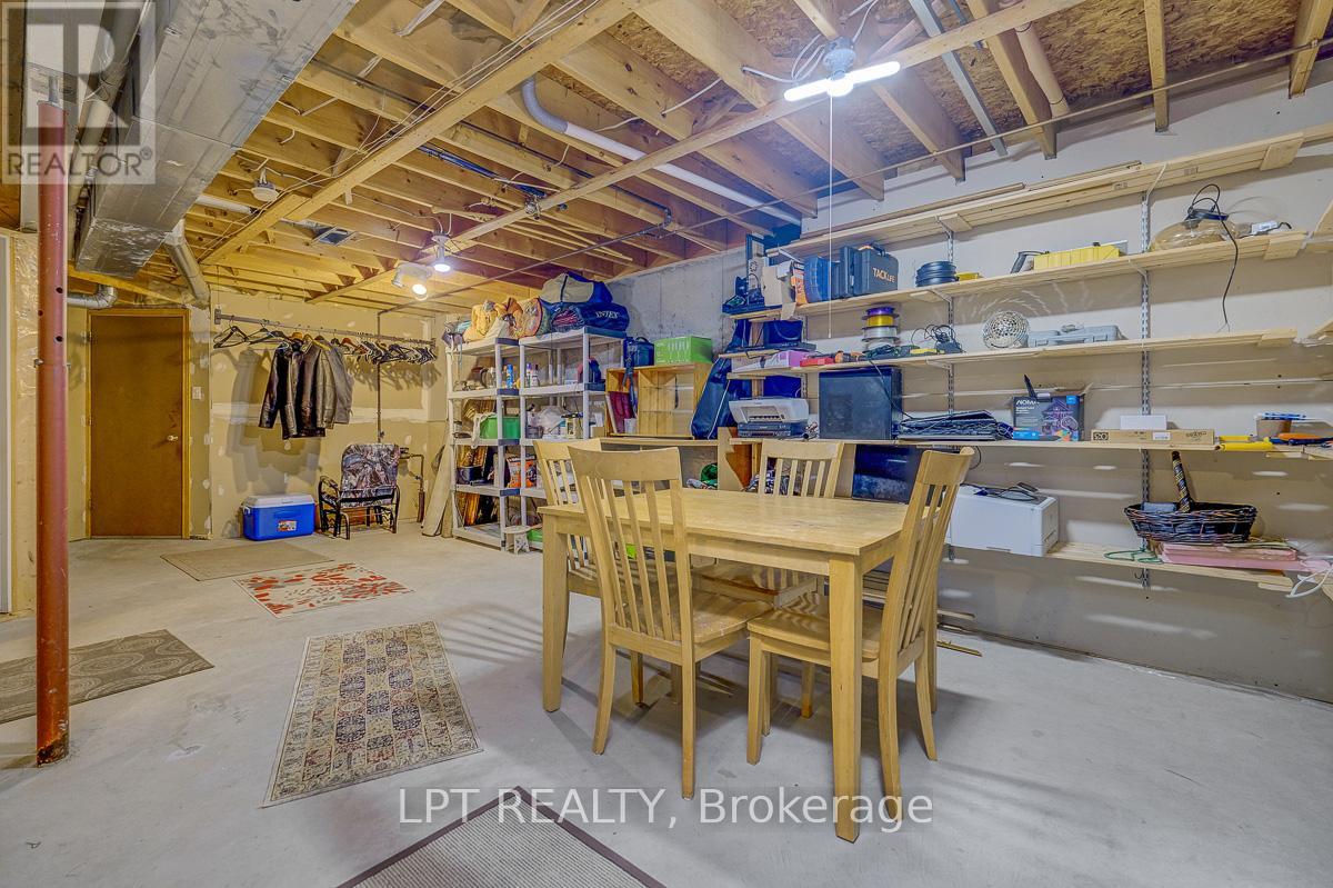 72 Westpointe Crescent, Ottawa, Ontario  K2G 5Y9 - Photo 38 - X13427300