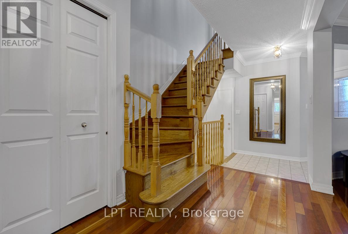 72 Westpointe Crescent, Ottawa, Ontario  K2G 5Y9 - Photo 6 - X13427300