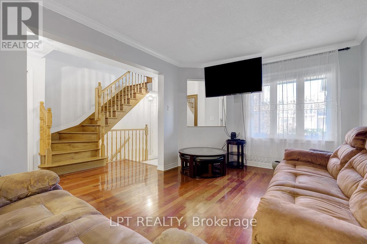 72 Westpointe Crescent, Ottawa, Ontario  K2G 5Y9 - Photo 8 - X13427300