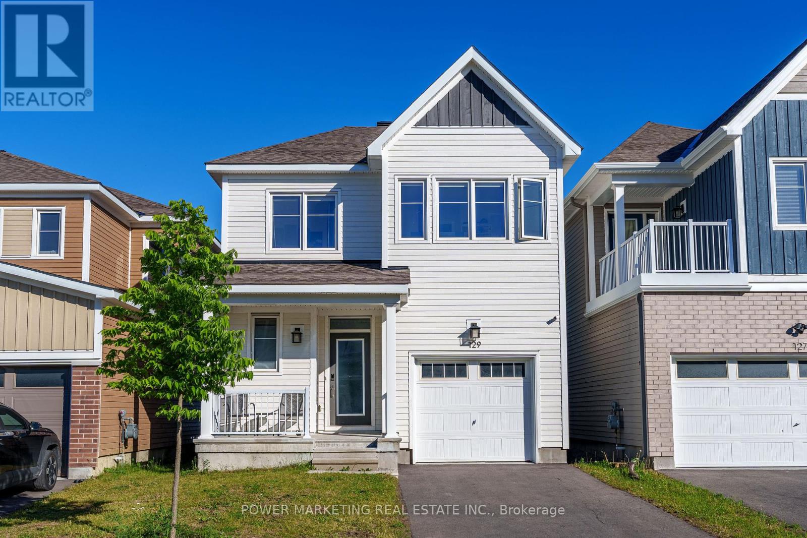 129 HACKAMORE CRESCENT, Ottawa, Ontario