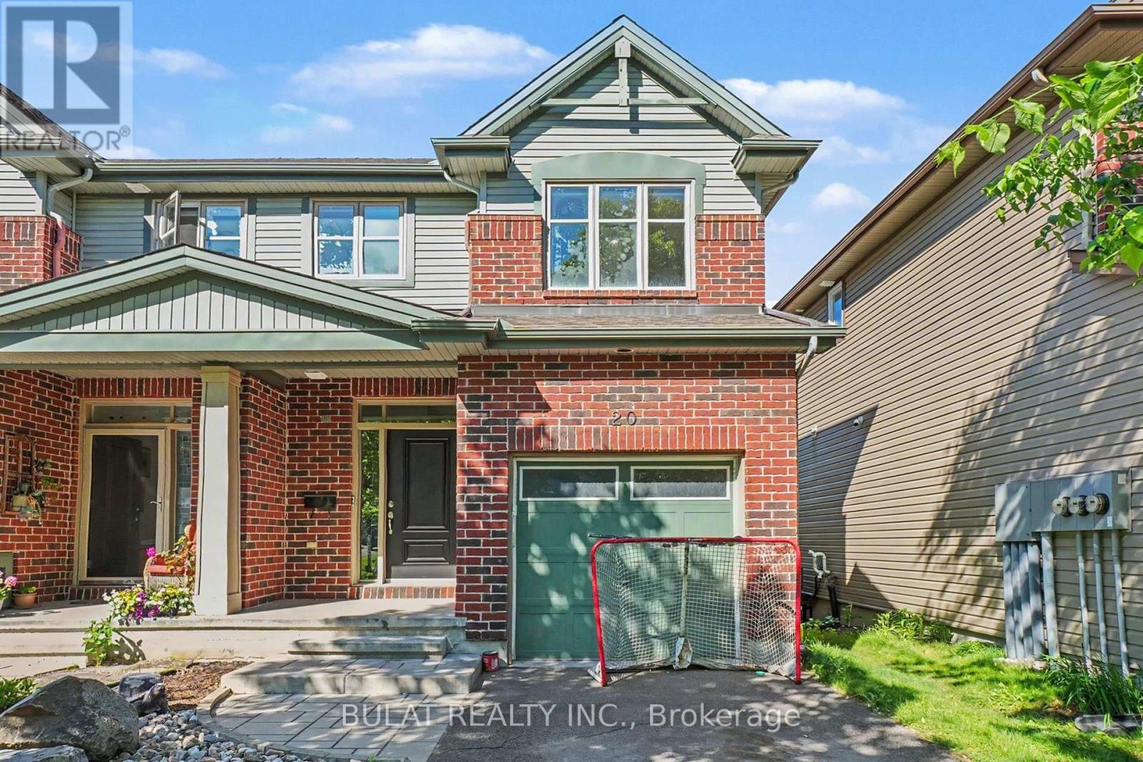 20 Mccooeye Lane, Ottawa, Ontario  K2S 1B9 - Photo 2 - X13427512