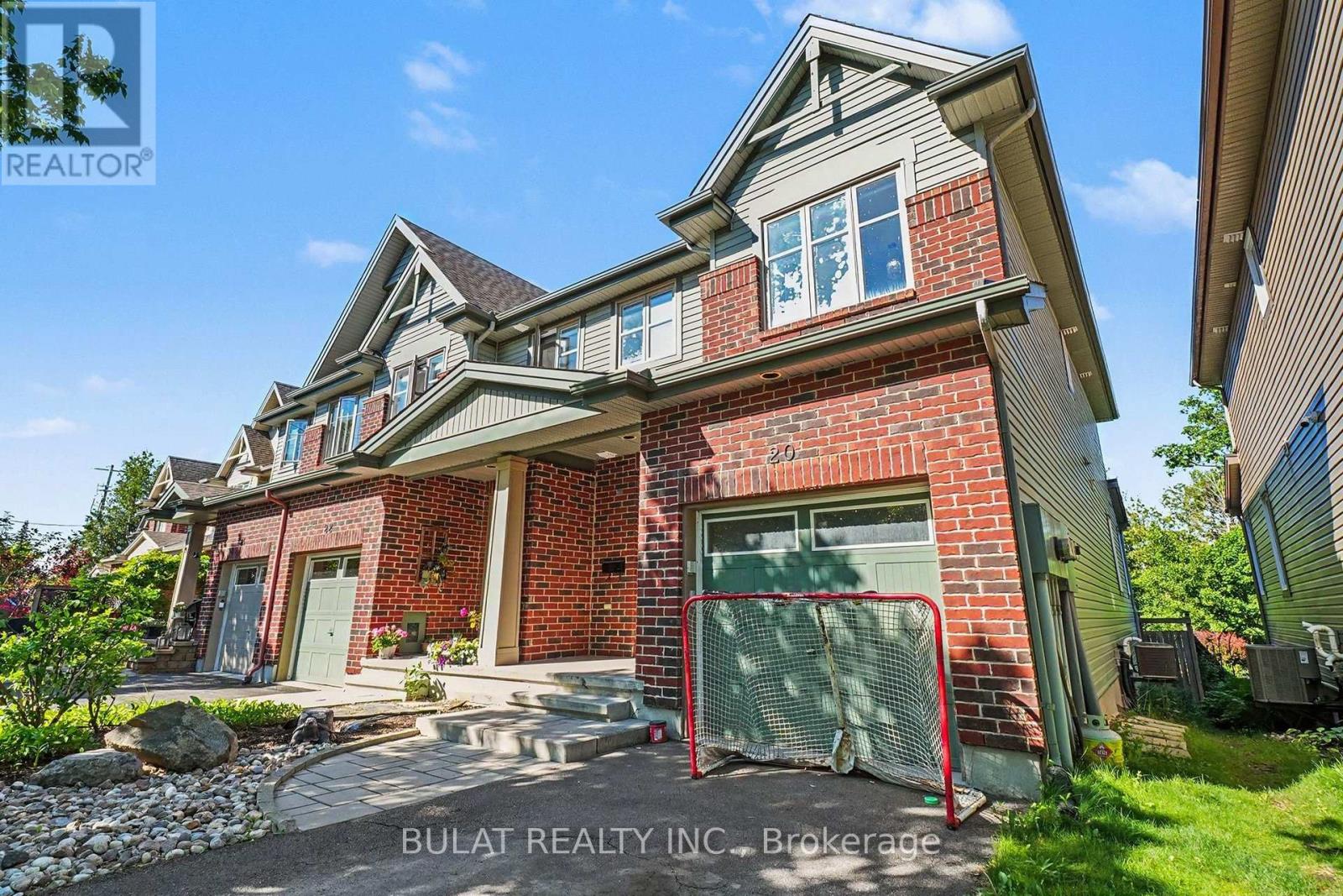 20 Mccooeye Lane, Ottawa, Ontario  K2S 1B9 - Photo 3 - X13427512