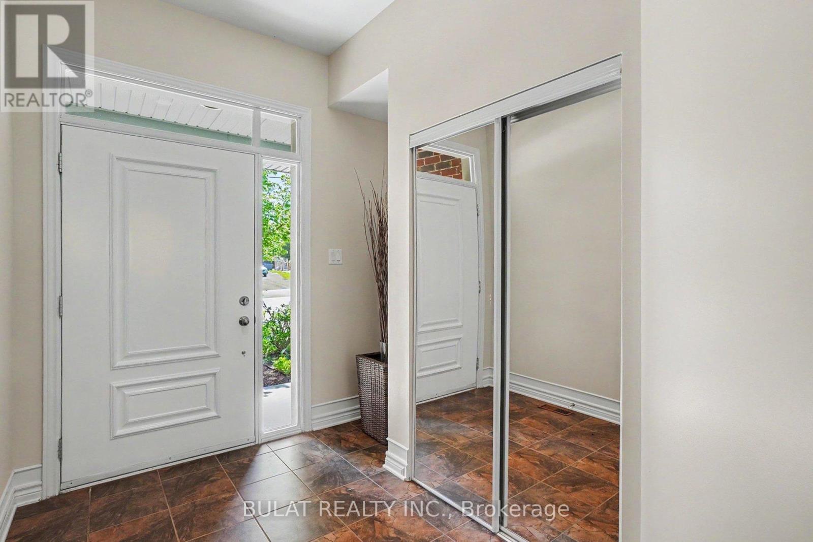 20 Mccooeye Lane, Ottawa, Ontario  K2S 1B9 - Photo 4 - X13427512