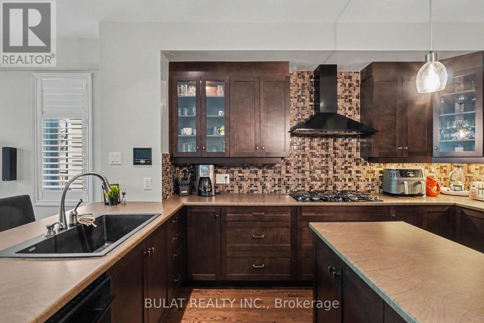 20 Mccooeye Lane, Ottawa, Ontario  K2S 1B9 - Photo 8 - X13427512
