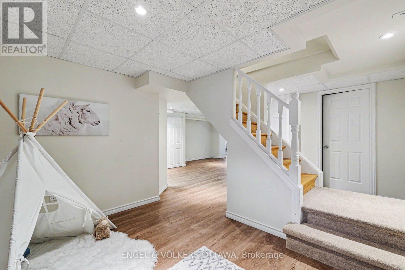 176 Sanford Avenue, Ottawa, Ontario  K2C 0E9 - Photo 25 - X13427748