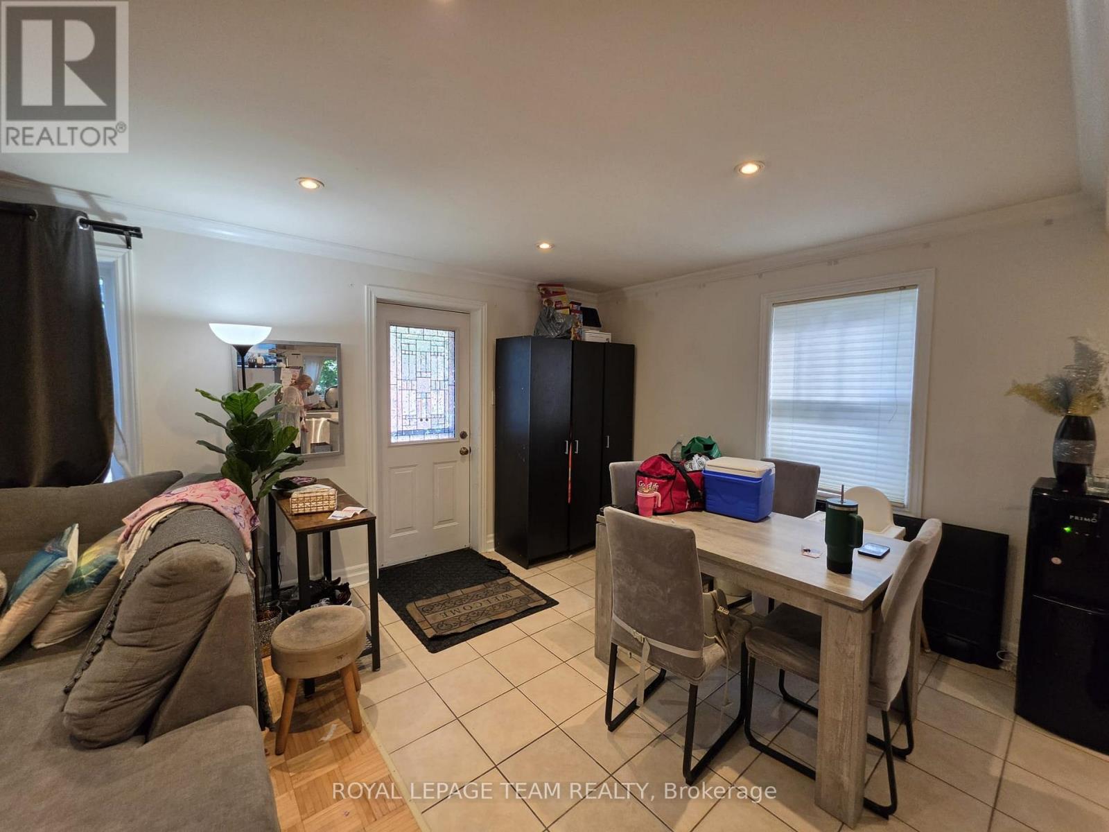 1247 Summerville Avenue, Ottawa, Ontario  K1Z 8G6 - Photo 2 - X13427766