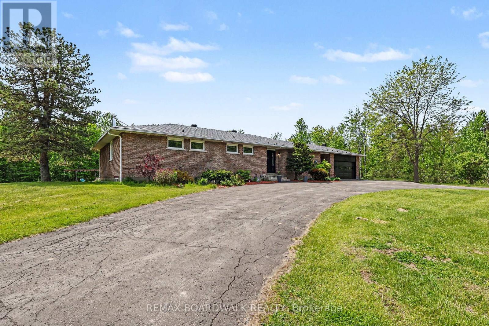 1500 Du Golf Road, Clarence-Rockland, Ontario  K0A 1N0 - Photo 2 - X13428048