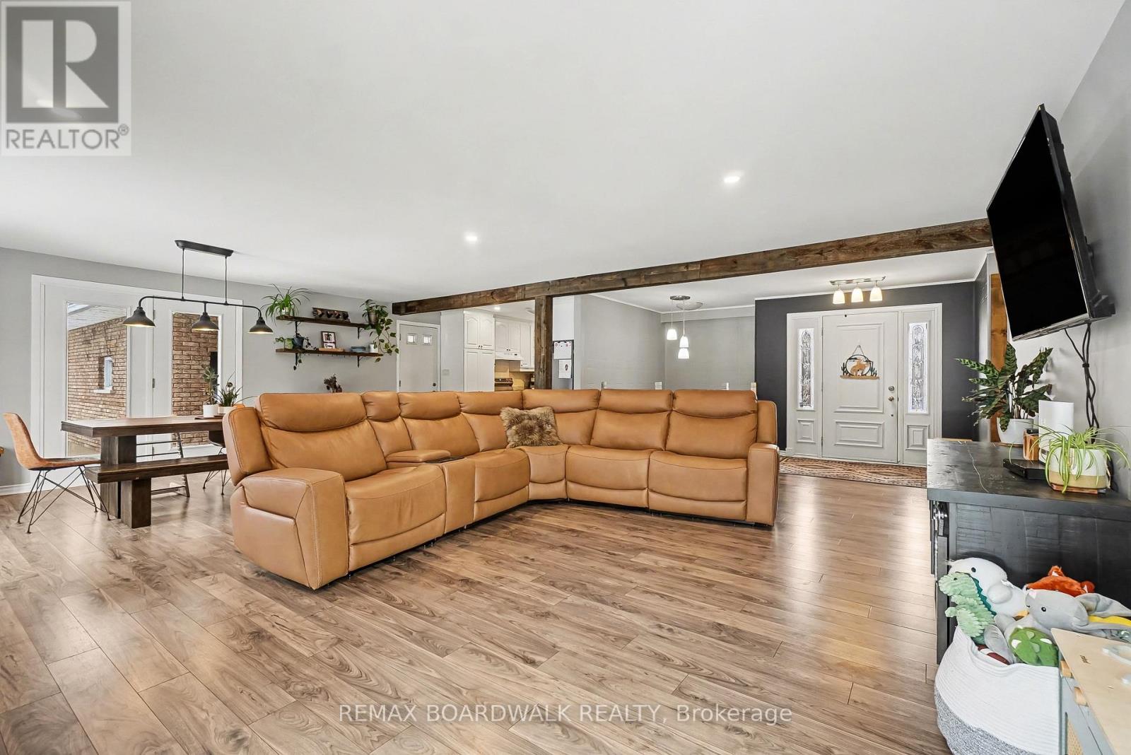 1500 Du Golf Road, Clarence-Rockland, Ontario  K0A 1N0 - Photo 9 - X13428048