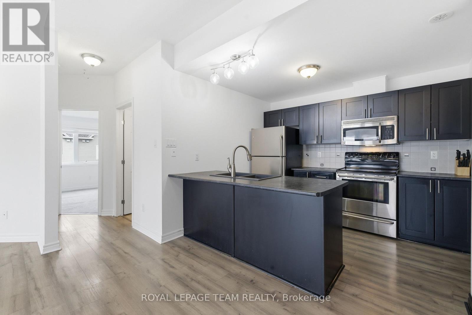 I - 769 Cedar Creek Drive, Ottawa, Ontario  K1T 0B3 - Photo 6 - X13428092