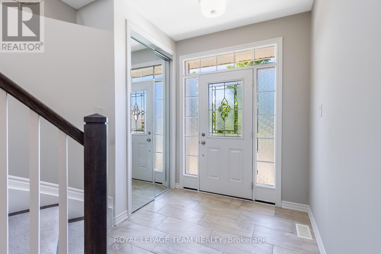 12 Oxalis Crescent, Ottawa, Ontario  K2V 0J8 - Photo 6 - X13428180